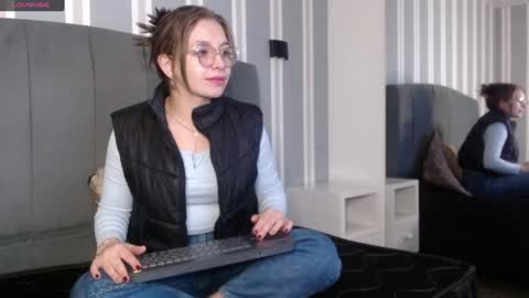 Snapshot of _isaabellaa chatting on 31, 12, 2024 Isa online show from 31, 12, 2024