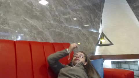 Snapshot of _isaabellaa chatting on 12, 3, 2025 Isa online show from 12, 3, 2025