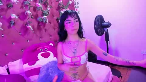  Ivy Luna online show from 13, 3, 2026