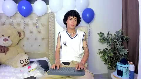 Snapshot of _jaay77 chatting on 10, 2, 2025 Jay online show from 10, 2, 2025