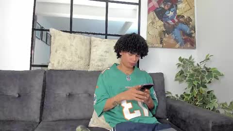 Snapshot of _jaay77 chatting on 14, 2, 2025 Jay online show from 14, 2, 2025