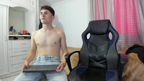 James online show from 11, 4, 2026