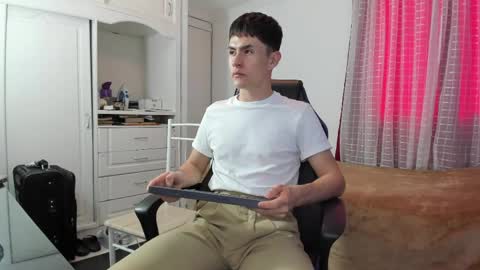 James online show from 18, 4, 2026