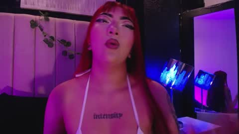 Mia online show from 27, 12, 2024