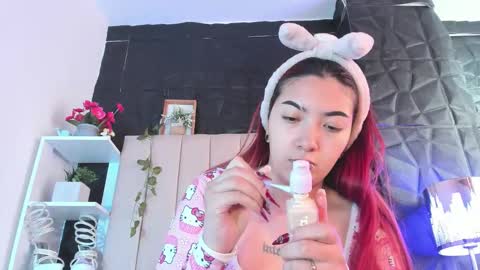 Mia online show from 9, 2, 2026