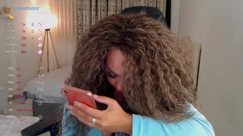 _just_a_queen_3 online show from 26, 9, 2025