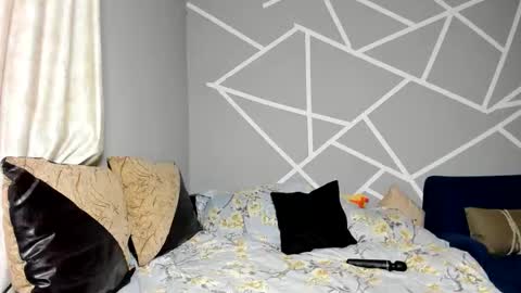 Snapshot of _justtease_ chatting on 11, 11, 2025 Dennise online show from 11, 11, 2025