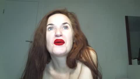 Snapshot of _kapelka_ chatting on 17, 12, 2025 KAPELKA online show from 17, 12, 2025