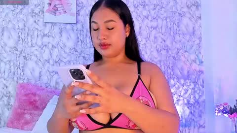 Snapshot of _karenestrada_ chatting on 7, 5, 2026 Karen online show from 7, 5, 2026