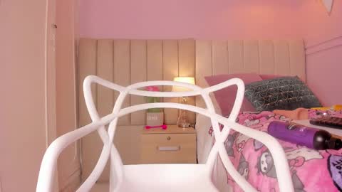 Snapshot of _karol_18 chatting on 14, 11, 2025 karol online show from 14, 11, 2025