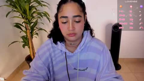     online show from 1, 12, 2025