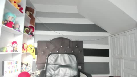 Snapshot of _kendal_hot chatting on 20, 12, 2024 A L E J A online show from 20, 12, 2024