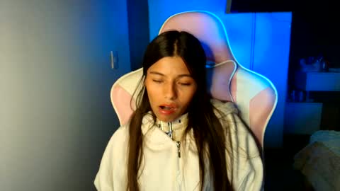 khloe sweet online show from 5, 6, 2026
