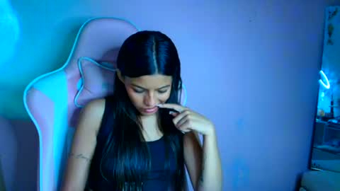 khloe sweet online show from 8, 7, 2026
