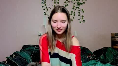 _kikiclark_ online show from 20, 12, 2025