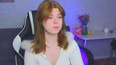 Molly   Emily online show from 25, 11, 2025