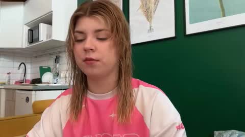 Molly   Emily online show from 28, 3, 2026