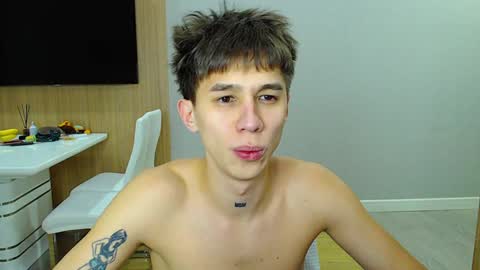 Snapshot of _kurt chatting on 22, 12, 2024 Kurt online show from 22, 12, 2024