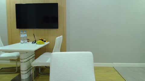 Snapshot of _kurt chatting on 5, 1, 2025 Kurt online show from 5, 1, 2025