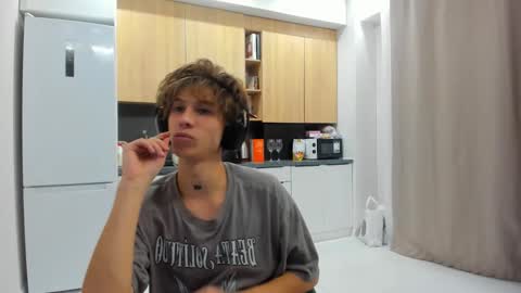 Snapshot of _kurt chatting on 14, 10, 2025 Kurt online show from 14, 10, 2025