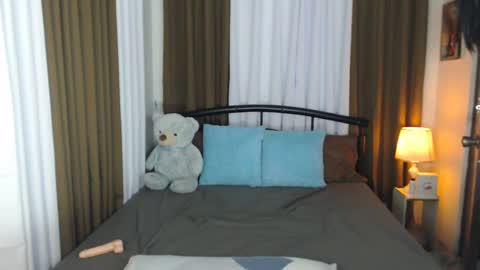 Kylie online show from 25, 2, 2025