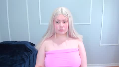 Snapshot of _leana_oo chatting on 5, 11, 2025 leana online show from 5, 11, 2025