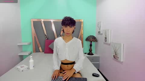 Snapshot of _lemmon_ chatting on 6, 2, 2025 L E M M O N online show from 6, 2, 2025