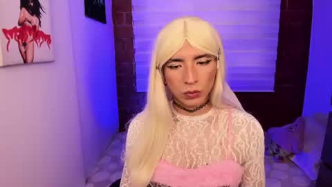  Lily Rose  online show from 27, 6, 2026