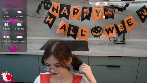 Snapshot of _litle_viola chatting on 4, 11, 2025 Viola online show from 4, 11, 2025