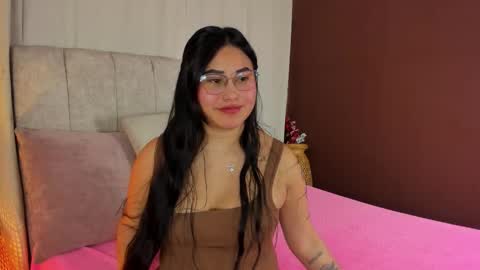 Ivy 3 online show from 24, 10, 2025