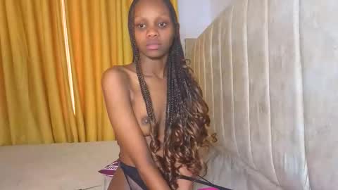 Littlevenus online show from 19, 11, 2025