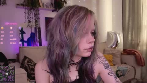 Lolly online show from 15, 2, 2026