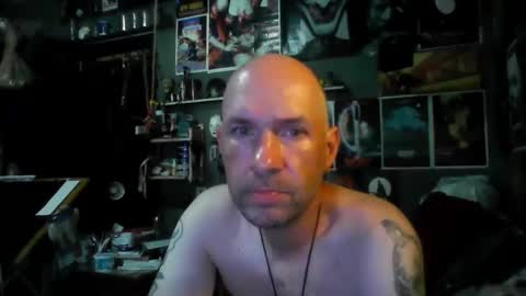 Snapshot of _longfellow chatting on 19, 5, 2026 That guy online show from 19, 5, 2026