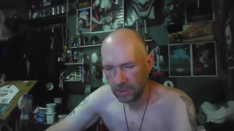 Snapshot of _longfellow chatting on 11, 6, 2026 That guy online show from 11, 6, 2026