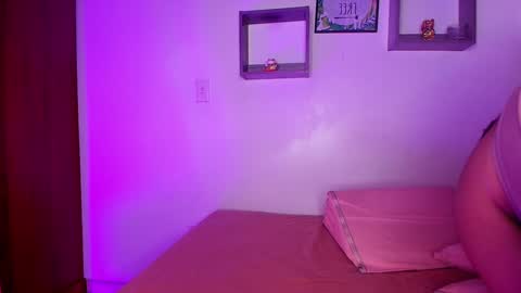 Lorrayne online show from 23, 1, 2025