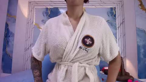 Lorrayne online show from 23, 9, 2025