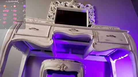 Snapshot of _luna_dupont_ chatting on 3, 3, 2025  Luna  online show from 3, 3, 2025