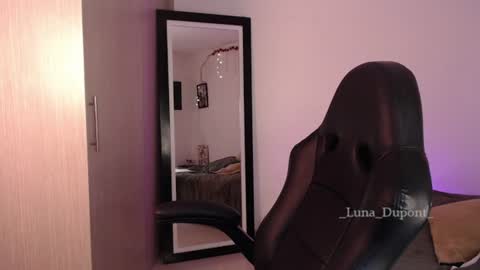 Snapshot of _luna_dupont_ chatting on 31, 7, 2026 Luna online show from 31, 7, 2026
