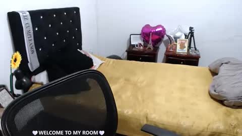 Snapshot of _m_y_q_u_e_e_n_ chatting on 22, 2, 2026 QUEEN online show from 22, 2, 2026