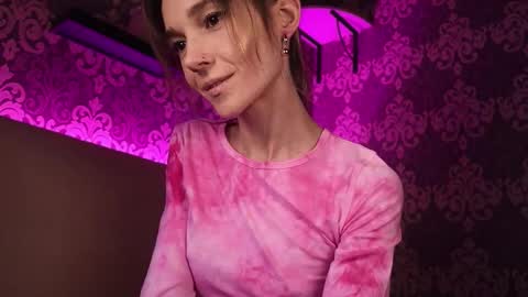 Snapshot of _made_in_hell_ chatting on 8, 10, 2025 Stream  at  am in MoscowI am waiting for you very much3 online show from 8, 10, 2025