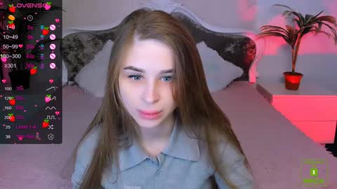 Snapshot of _mari_clark chatting on 6, 1, 2025 Eva online show from 6, 1, 2025