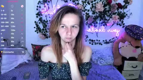 Scarlett online show from 5, 12, 2025