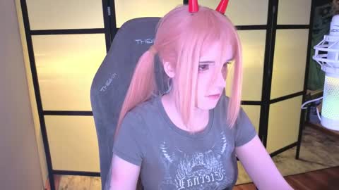 Snapshot of _mariko_ chatting on 24, 4, 2026 Mariko online show from 24, 4, 2026