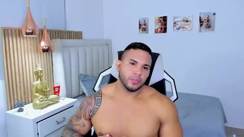 _matthew_santos_ online show from 6, 5, 2026