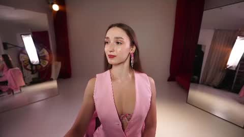 Snapshot of _meganmeow_ chatting on 12, 6, 2026 Saturday - start 2030-2130 GMT online show from 12, 6, 2026