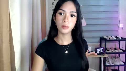Melly online show from 28, 4, 2026