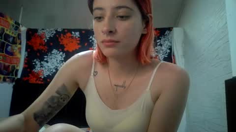 Mia-foster online show from 17, 7, 2026