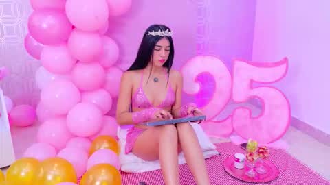 Mia Monroe online show from 4, 2, 2026