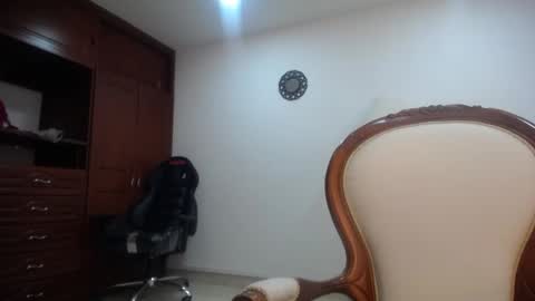 Snapshot of _miaaleon chatting on 16, 12, 2024 Mia online show from 16, 12, 2024