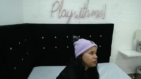 Snapshot of _miaaleon chatting on 25, 2, 2025 Mia online show from 25, 2, 2025